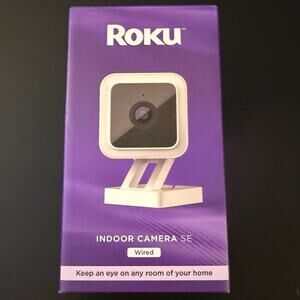 Roku Indoor Camera SE 1080p HD Wired Smart Home Security Camera White
